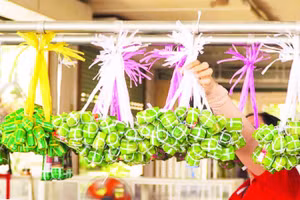 Nem Lai Vung được bày bán phục vụ du khách tại xã Lấp Vò, tỉnh Đồng Tháp.