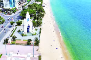 Một góc Nha Trang nhìn từ trên cao.