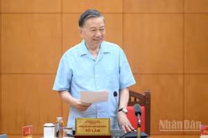 Đồng chí Tổng Bí thư, Chủ tịch nước Tô Lâm chủ trì buổi làm việc với một số cơ quan về đánh giá nguồn lực phát triển đất nước. (Ảnh: ĐĂNG KHOA)