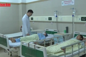 [Video] Người dân không còn phải tạm ứng viện phí khi nhập viện