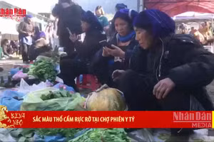 [Video] Sắc màu thổ cẩm rực rỡ tại chợ phiên Y Tý