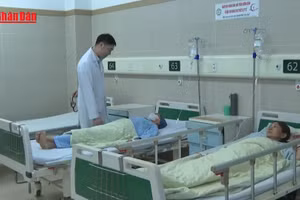 [Video] Người dân không còn phải tạm ứng viện phí khi nhập viện