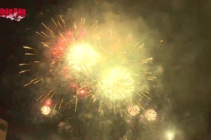 [Video] Chi tiết 33 điểm bắn pháo hoa đêm giao thừa Tết Bính Ngọ 2026 tại Hà Nội