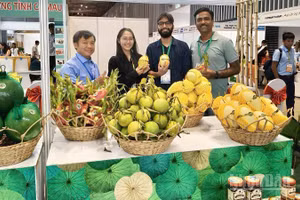 Hợp tác xã Thiên Phúc trưng bày, giới thiệu sản phẩm đến du khách.