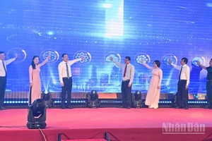 Nghi thức Lễ phát động Tuần lễ Khoa học công nghệ, Đổi mới sáng tạo và Chuyển đổi số.