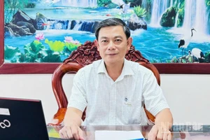 Ông Bùi Bảo Quốc, Phó Giám đốc Bảo hiểm xã hội thành phố Cần Thơ.