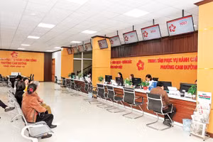 Phường Cam Đường nỗ lực xây dựng nền hành chính công khai, hiện đại, thân thiện, đáp ứng nhu cầu của người dân.