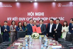 Quang cảnh Lễ ký kết.