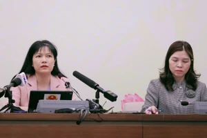 Đồng chí Tạ Thị Yên, Phó Chủ nhiệm Ủy ban Công tác đại biểu, Phó Chánh Văn phòng Thường trực Hội đồng Bầu cử Quốc gia, Ủy viên Tiểu ban Nhân sự thuộc Hội đồng Bầu cử Quốc gia thông tin về tình hình bầu cử trên cả nước trong ngày hội non sông 15/3.