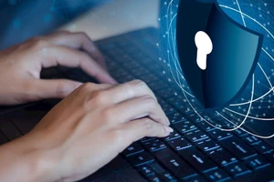 Kế hoạch của Chính phủ xác định 6 nhóm nhiệm vụ trọng tâm triển khai thi hành Luật An ninh mạng. (Ảnh minh họa)