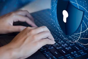 Kế hoạch của Chính phủ xác định 6 nhóm nhiệm vụ trọng tâm triển khai thi hành Luật An ninh mạng. (Ảnh minh họa)