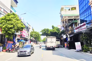 Các tuyến phố thương mại của Thổ Tang luôn tấp nập.