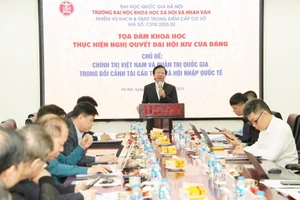 GS, TS Hoàng Anh Tuấn, Hiệu trưởng Trường Đại học Khoa học Xã hội và Nhân văn phát biểu khai mạc Tọa đàm (Ảnh: Quang Sáng)
