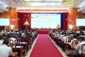 Quang cảnh buổi họp mặt.