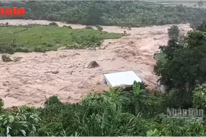 [Video] Mưa lũ làm sạt lở nhiều tuyến đường, hư hại tài sản tại Lai Châu
