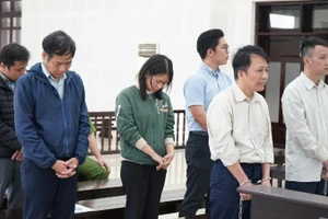 Các bị cáo tại phiên tòa.