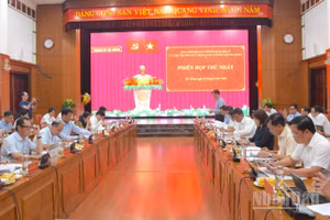Toàn cảnh phiên họp.