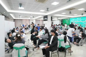 Ngày hội hiến máu tình nguyện thêm ý nghĩa khi được tổ chức đúng dịp kỷ niệm 95 năm Ngày thành lập Đoàn Thanh niên Cộng sản Hồ Chí Minh. 