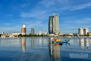 Đà Nẵng gia hạn Cuộc thi sáng tác biểu trưng (logo) thành phố. (Ảnh: ANH ĐÀO)