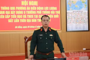 Bộ Chỉ huy Quân sự thành phố Đà Nẵng họp thông qua phương án điều động lực lượng tham gia hỗ trợ xây dựng các trường nội trú biên giới.