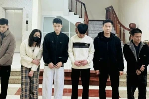 Các đối tượng tại cơ quan Công an. (Ảnh: Công an Quảng Trị)