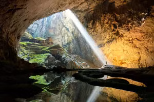 Hang Sơn Đoòng. (Ảnh: Oxalis)