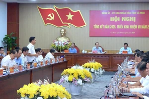 Quang cảnh hội nghị chiều 5/1 tại Cà Mau.