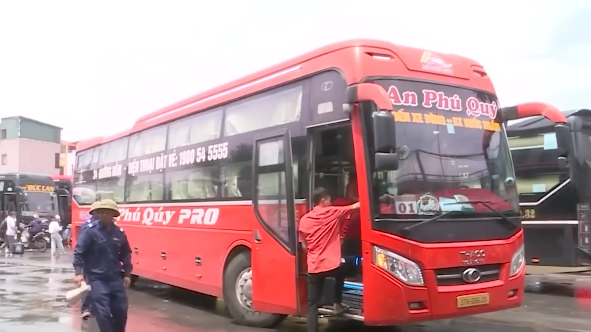 Siết chặt quản lý xe khách giường nằm hai tầng sau loạt tai nạn
