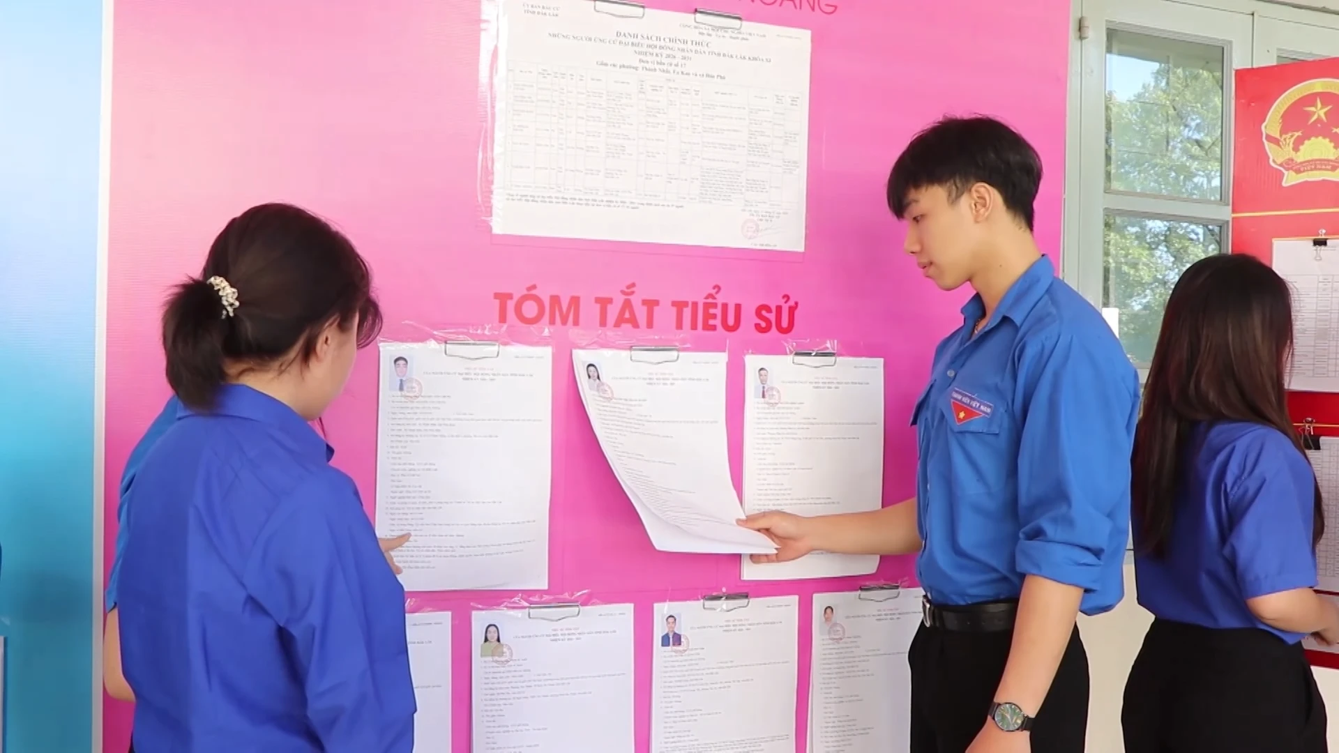 Cử Tri Trẻ Tỉnh Đắk Lắk Hào Hứng Chuẩn Bị Cho Ngày Bầu Cử Quốc Hội