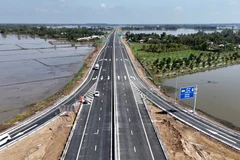 [Video] Lùi thời gian thông xe toàn tuyến cao tốc Cần Thơ - Cà Mau