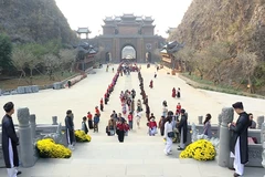 [Video] Du lịch Tết Nguyên đán tạo đà cho tăng trưởng