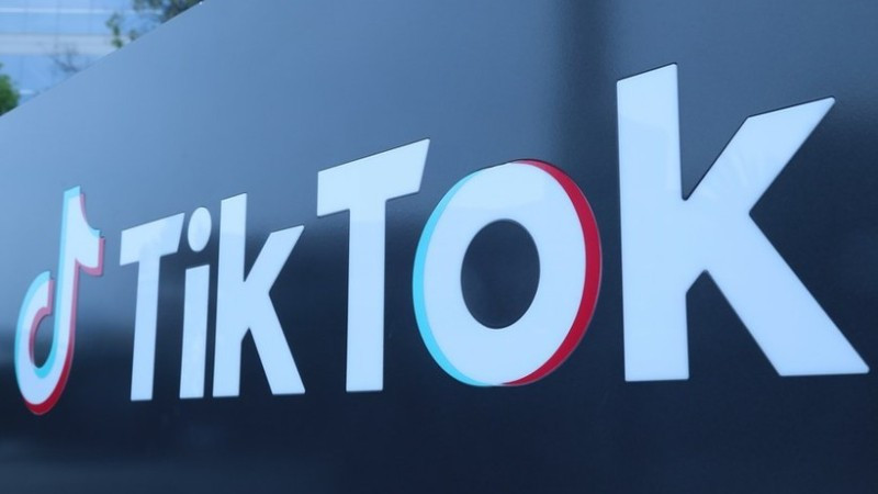 Logo của TikTok tại văn phòng Los Angeles ở Culver City, hạt Los Angeles, Mỹ. (Ảnh: Tân Hoa xã)
