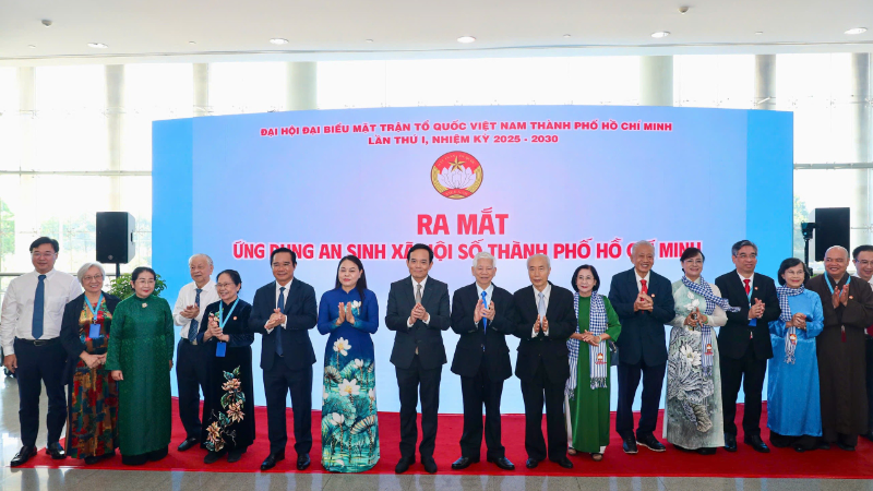 Lễ ra mắt ứng dụng An sinh xã hội số.