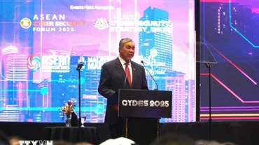 Phó Thủ tướng Malaysia, Tiến sĩ Ahmad Zahid Hamidi phát biểu khai mạc sự kiện. (Ảnh: TXVN)