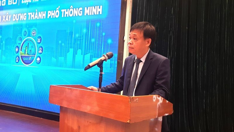 Phó Giáo sư, Tiến sĩ Lê Quốc Cường, Phó Trưởng ban Quản lý Khu Công nghệ cao Thành phố Hồ Chí Minh phát biểu tại lễ khởi động. 22.jpg