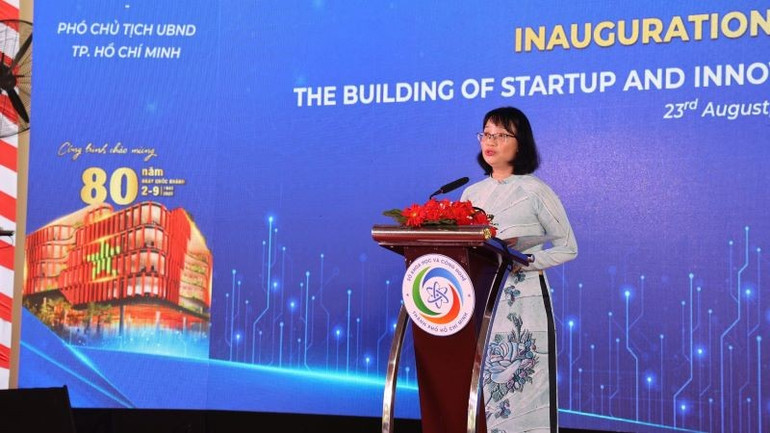 Phó Chủ tịch Uỷ ban nhân dân Thành phố Hồ Chí Minh Trần Thị Diệu Thuý phát biểu tại lễ khánh thành sihub-3.jpg