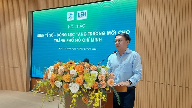 Ông Lâm Đình Thắng, Giám đốc Sở Khoa học và Công nghệ Thành phố Hồ Chí Minh phát biểu tại hội thảo. 11.jpg