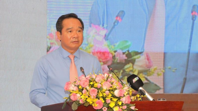 Chủ tịch Ủy ban nhân dân Thành phố Hồ Chí Minh Nguyễn Văn Được phát biểu tại Diễn đàn. duoc-1.jpg
