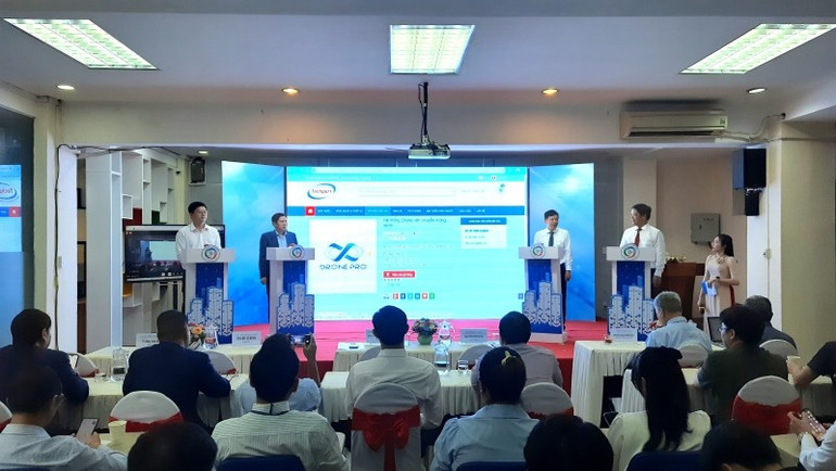 Launching the expanded version of the Innovation and Technology Transfer Portal (Techport.vn). techmart-2.jpg