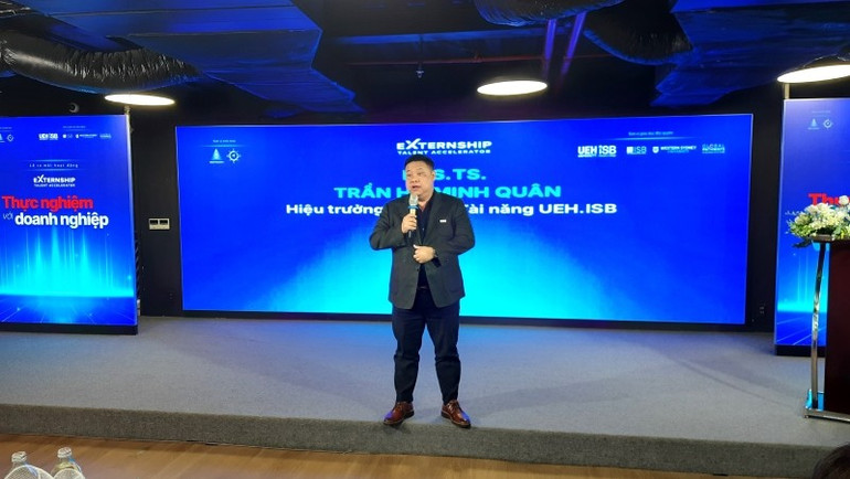 ກ່າວຄຳເຫັນທີ່ພິທີໄຂ, ທ່ານຮອງສາດສະດາຈານ, ດຣ. 20251209-172120.jpg