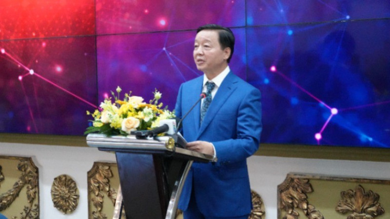 Phó Thủ tướng Trần Hồng Hà phát biểu tại Lễ ký kết. 11-4411.jpg