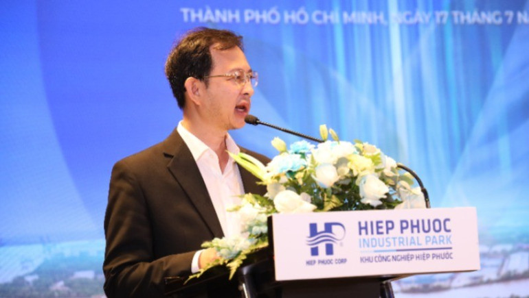 Ông Trần Việt Hà, Phó Trưởng Ban Quản lý các Khu Chế xuất và công nghiệp Thành phố Hồ Chí Minh phát biểu tại hội thảo. ong-tran-viet-ha-pho-truong-ban-quan-ly-cac-khu-che-xuat-va-cong-nghiep-tphcm-hepza-2056.jpg