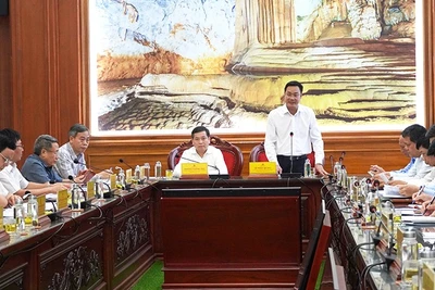 Bí thư Tỉnh ủy Quảng Bình Lê Ngọc Quang phát biểu tại Hội nghị. (Ảnh: MN)