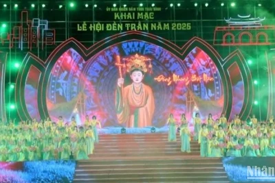 Chương trình nghệ thuật đặc sắc trong đêm khai hội đền Trần Thái Bình năm 2025.