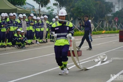 Hơn 100 người tham dự Hội thao tại Nhà máy nhiệt điện Thái Bình 2.