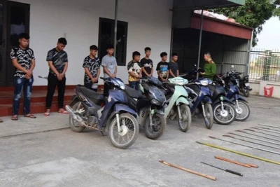 Nhóm đối tượng gây rối trật tự công cộng. (Ảnh Công an cung cấp) 