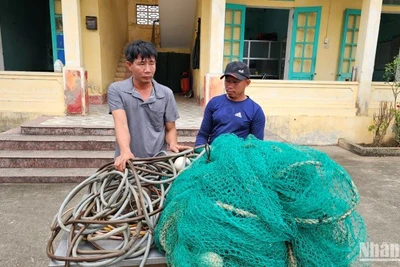 Tàu cá NĐ-91377-TS bị phát hiện nhiều lỗi vi phạm trong khai thác IUU khi đang hoạt động trên biển ngày 30/3/2024.