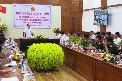 Quang cảnh hội nghị