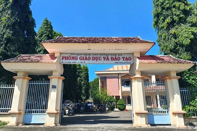 Nhiều nghi vấn bằng giả tại huyện Đăk Hà.