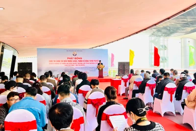 Quang cảnh buổi lễ phát động cuộc thi.